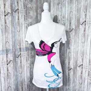 Kirra Short Sleeve Graphic Tee | White | V-Neck | Medium | Hummingbird | Women's